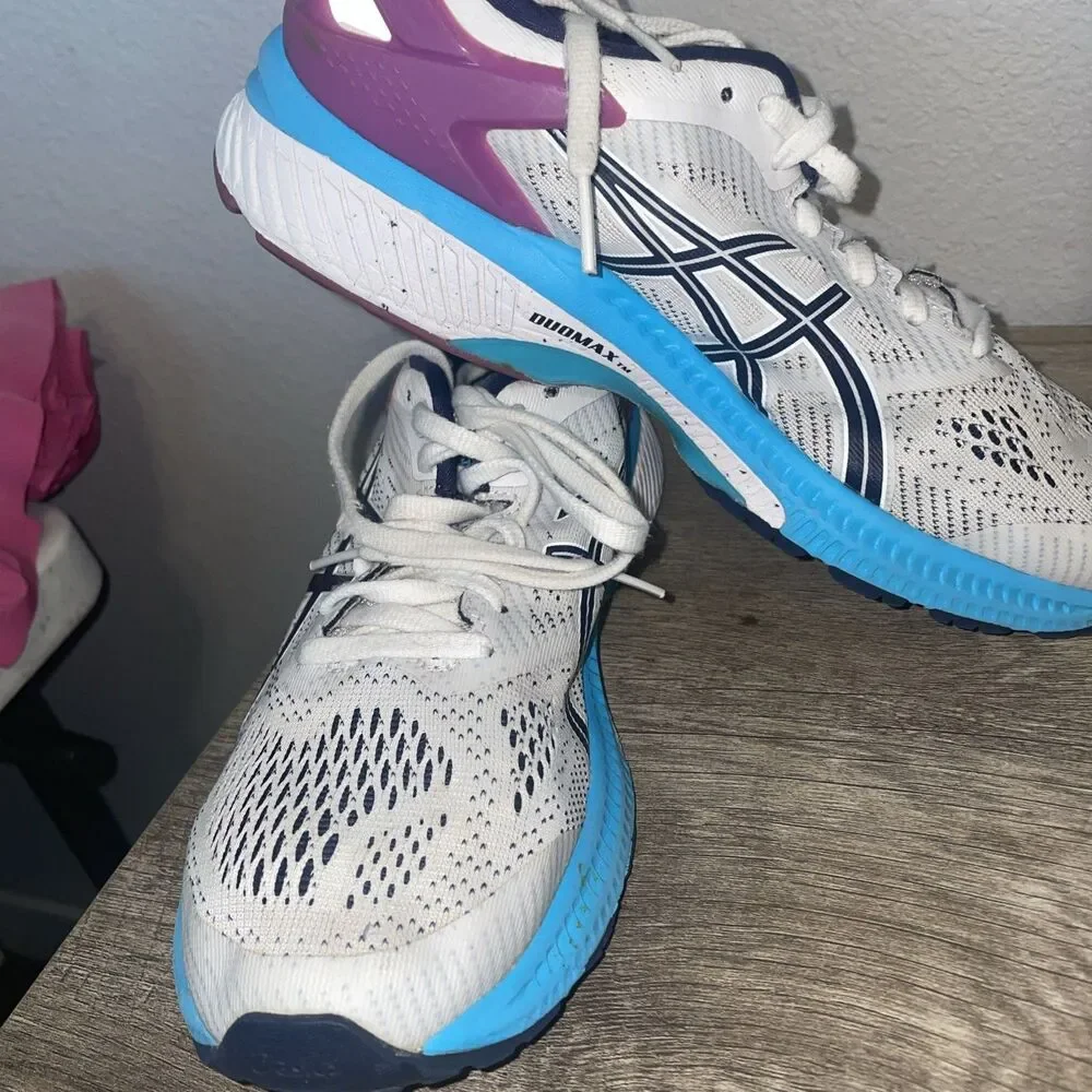 ASICS  Gel Kayano  women's 9.5 shoes  1012A457  Purple & White F450319